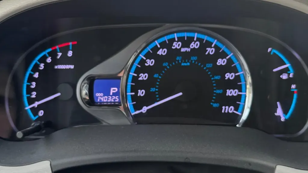 2012 Toyota Sienna XLE - Photo 4